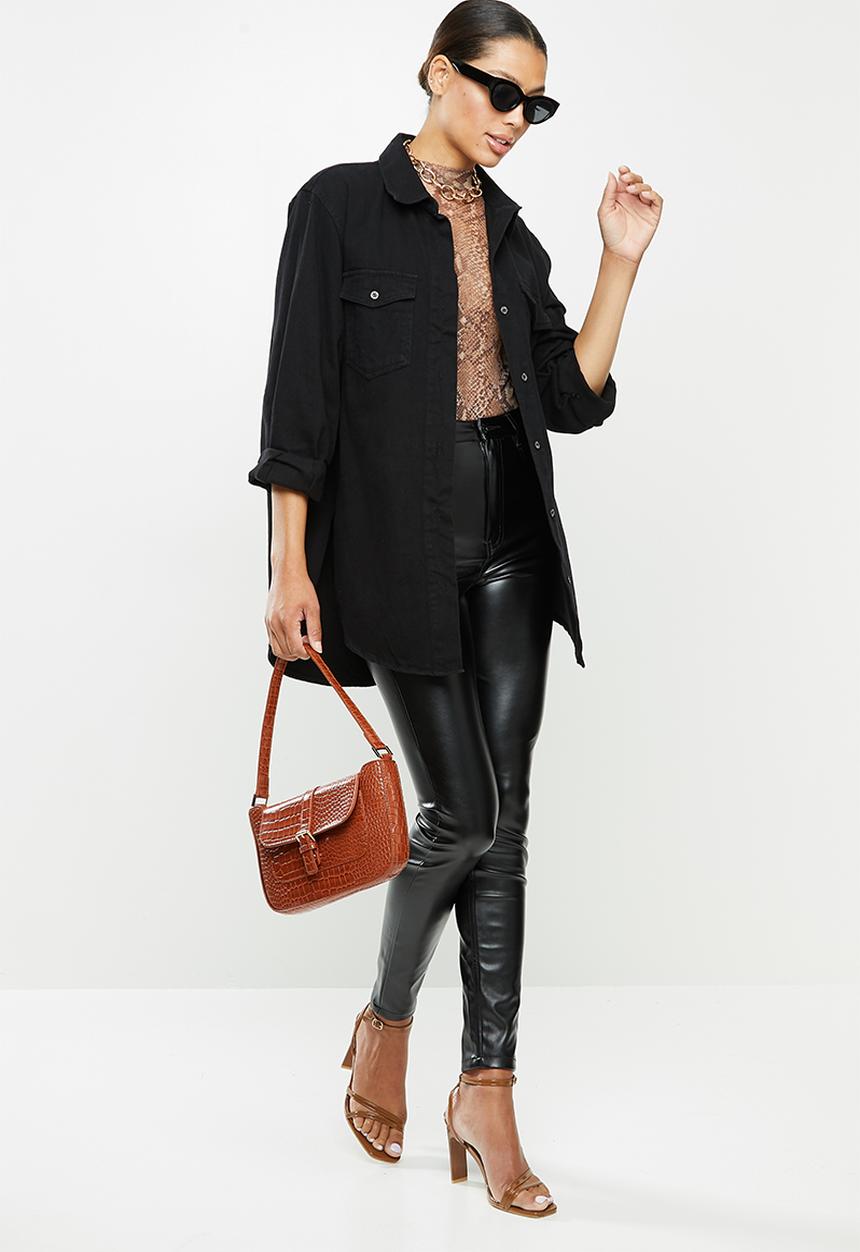 Missguided - Boyfriend fit oversized denim shirt - black