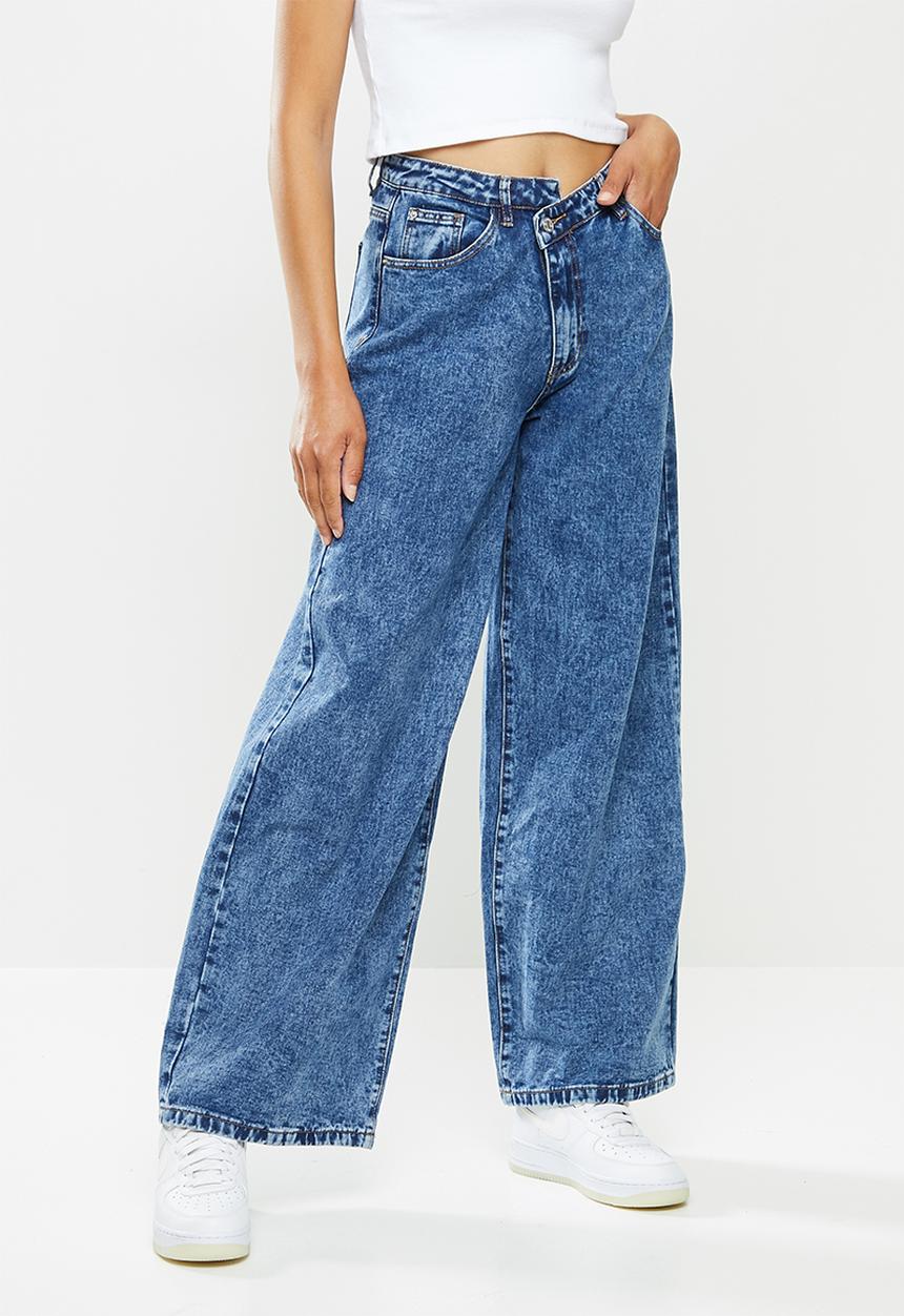 Missguided - Asymmetric waistband boyfriend jean - blue