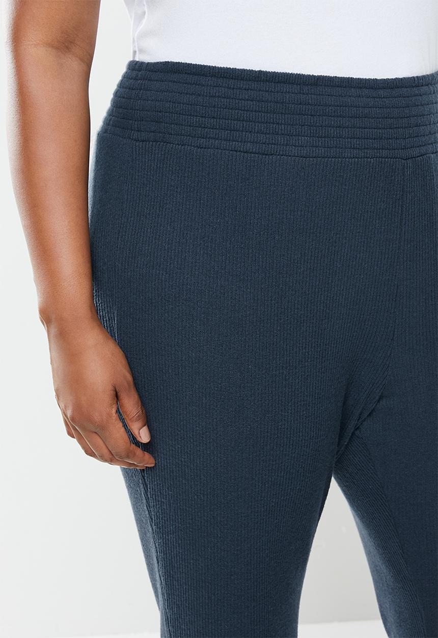 Cotton On - Curve super soft rib lounge pant - navy 