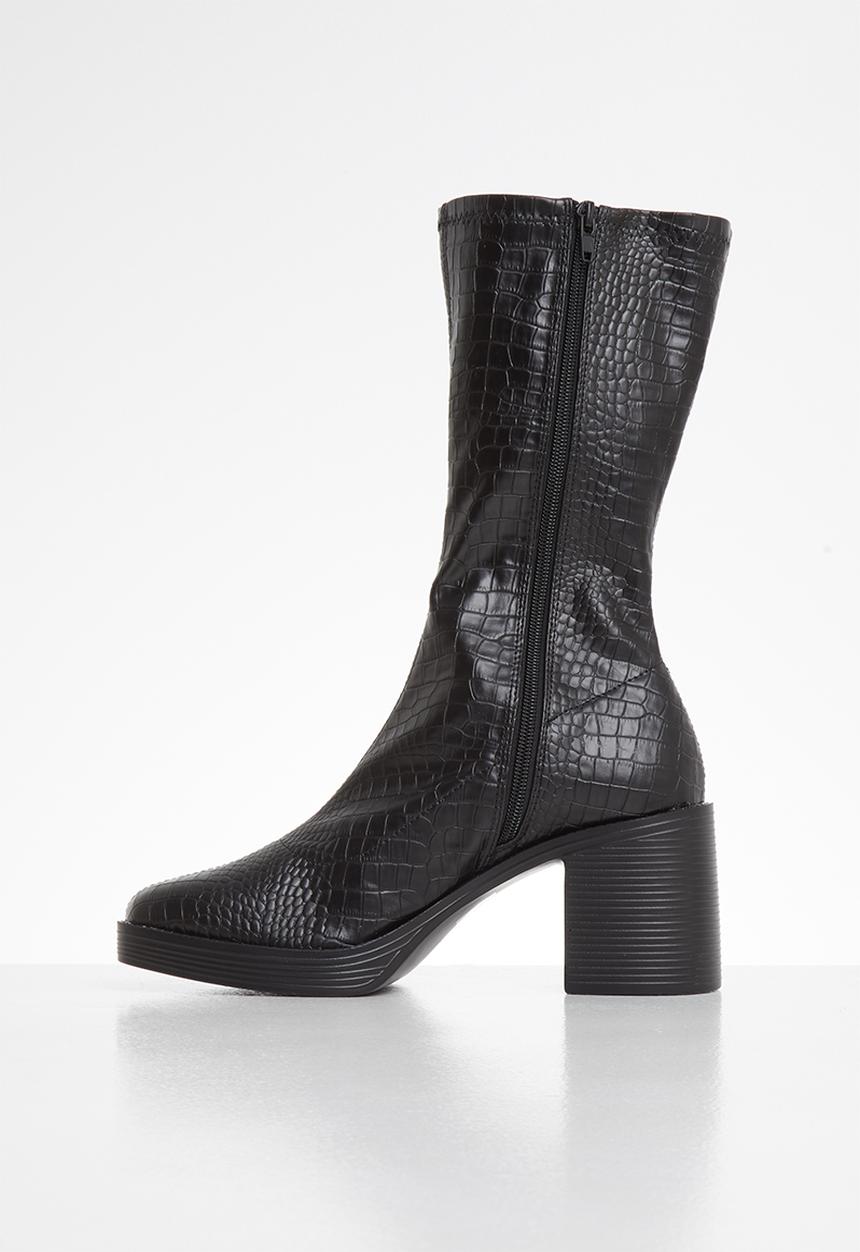 Public Desire - Generate boot - black