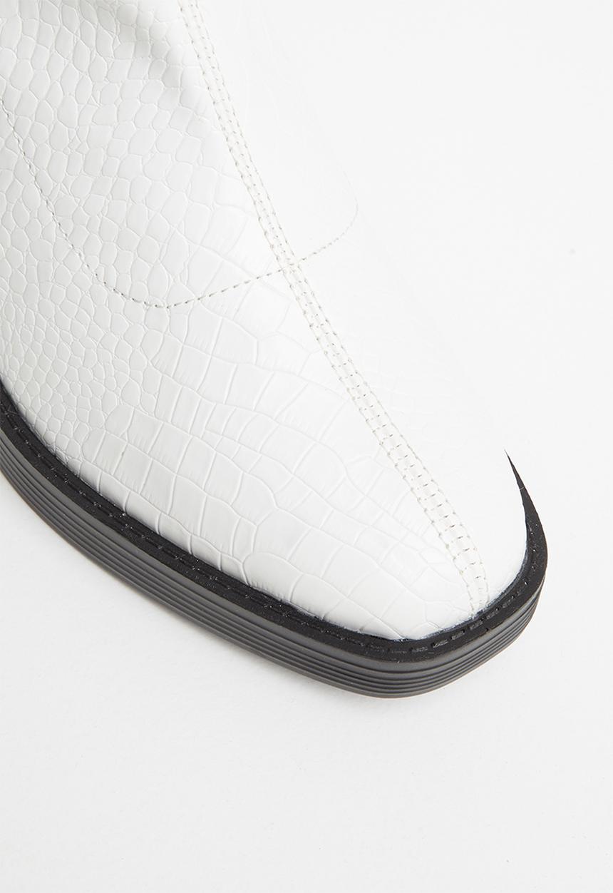 Public Desire - Generate boot - white