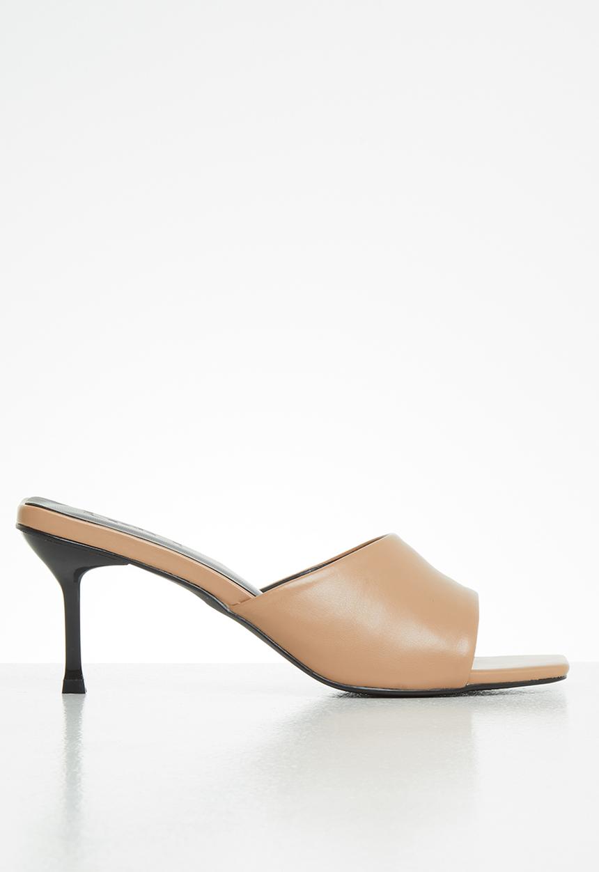 Z_Code_Z - Akira square toe mule heel - neutral
