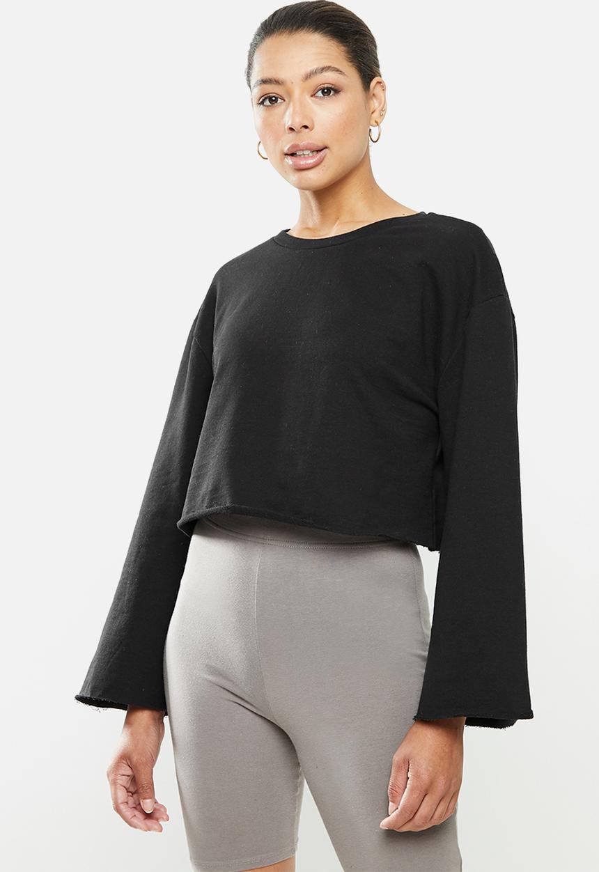 Blake - Fleece bell sleeve cropped sweater - black