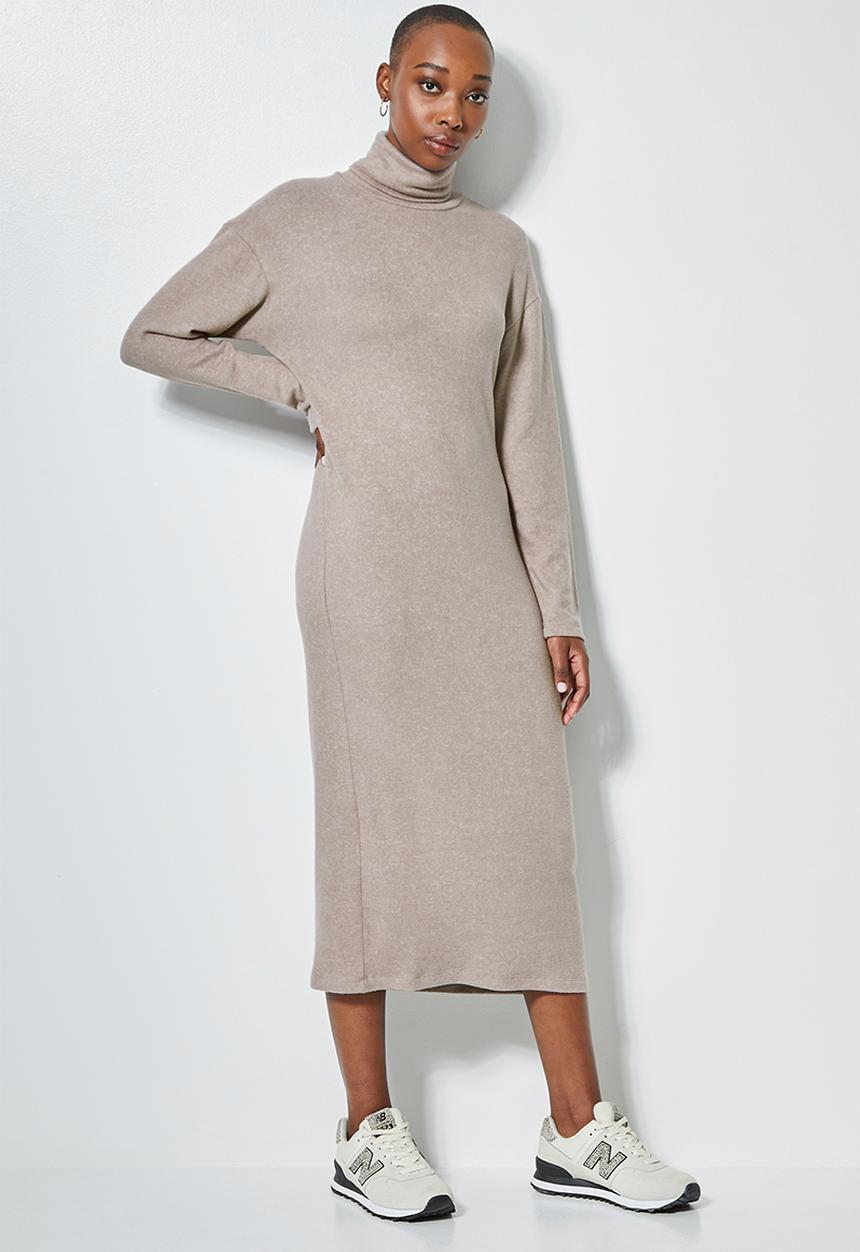 Superbalist - Dolman sleeve soft touch dress - brown