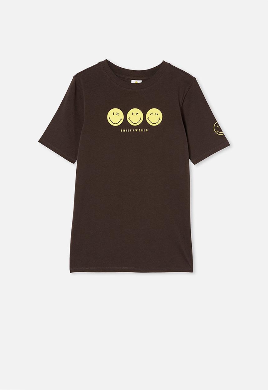 Free by Cotton On - Co-lab free tee - lcn smi phantom