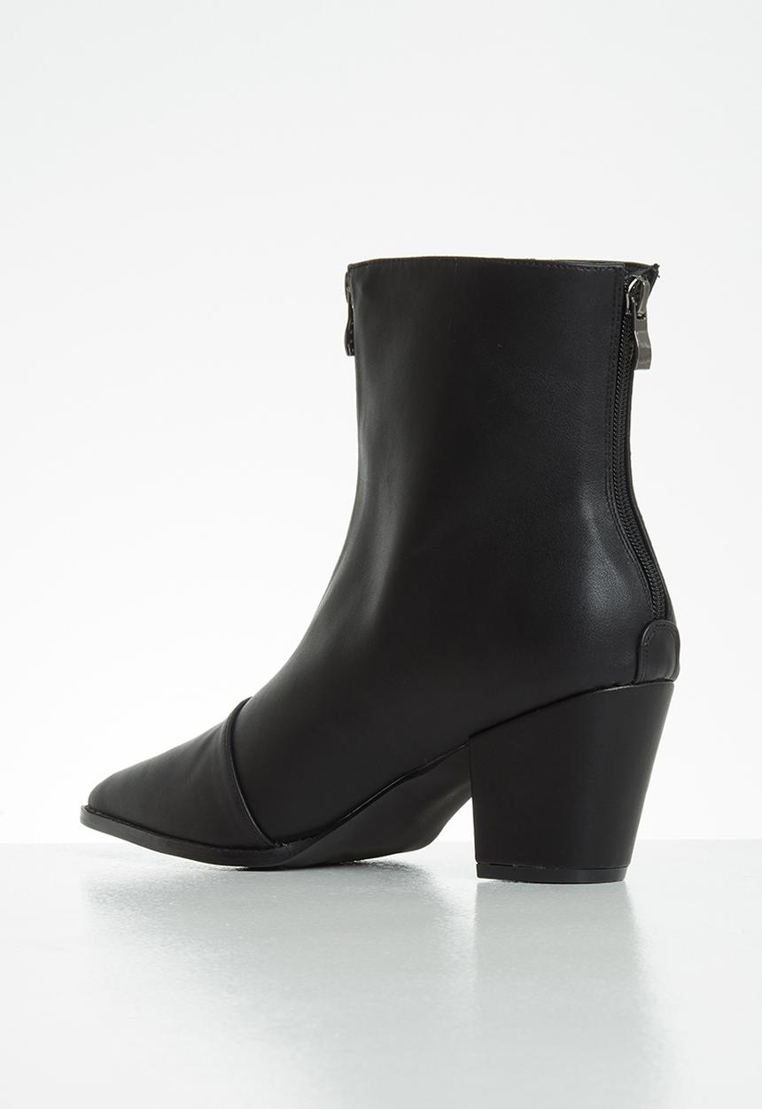 Z_Code_Z - Hua front zip ankle boot - black