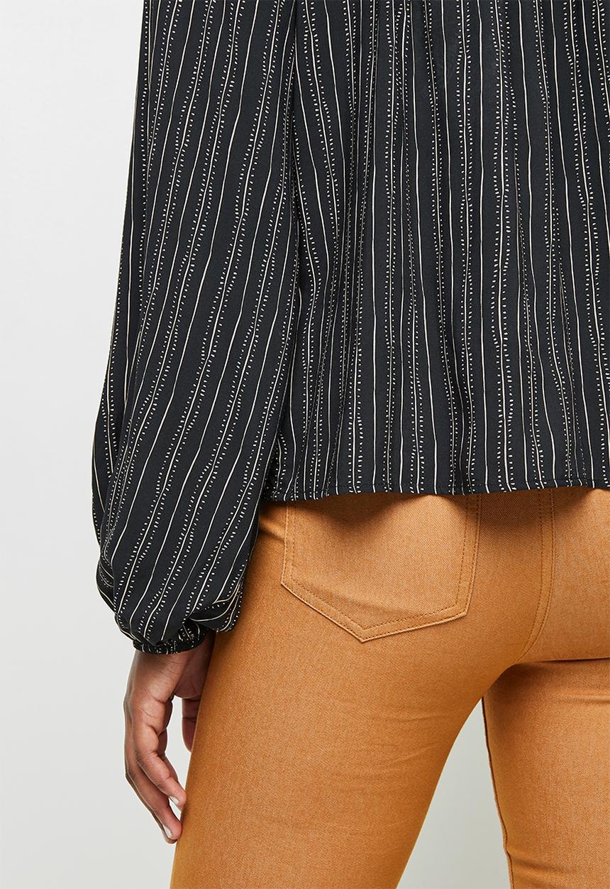 edit - Long sleeve square neck balloon sleeve blouse - black