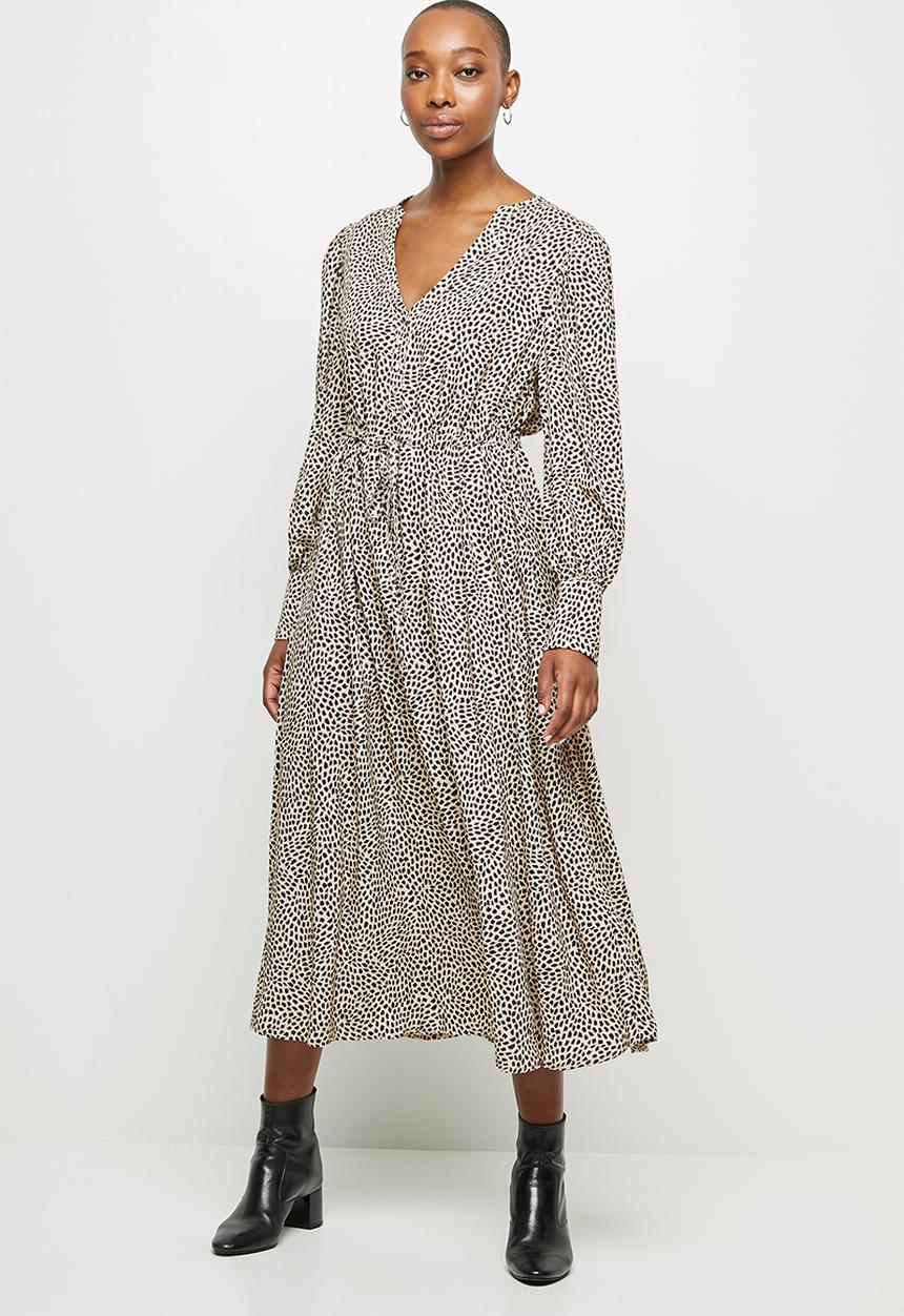 edit - Mandarin collar drawcord a-line midi - beige & black 