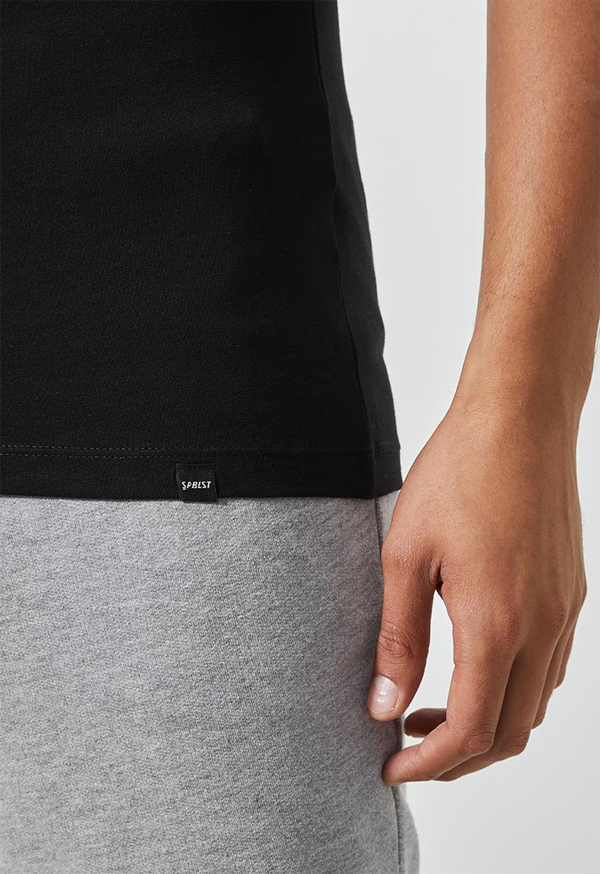 Superbalist - Dean v-neck tee - black