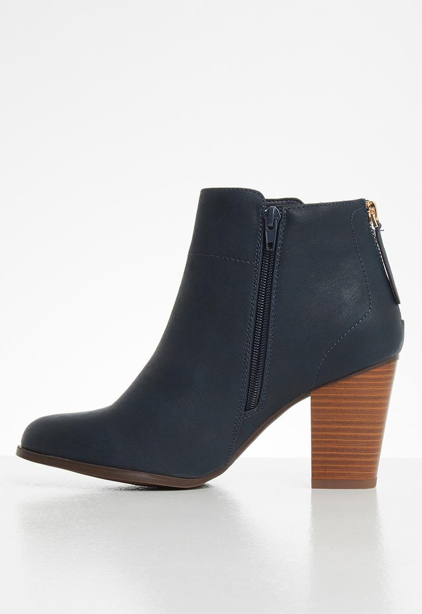 Miss Black - Ahlam 3 ankle boot - navy