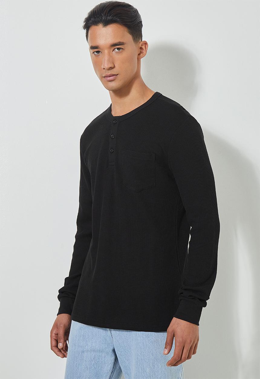 Superbalist - Texas long sleeve textured henley tee - black