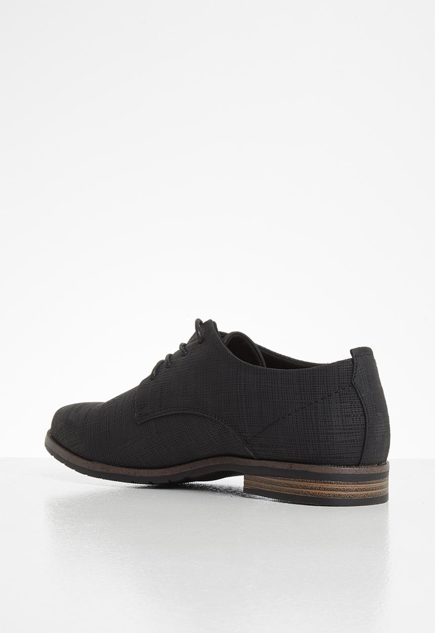 Miss Black - Alpha 4 brogue - black