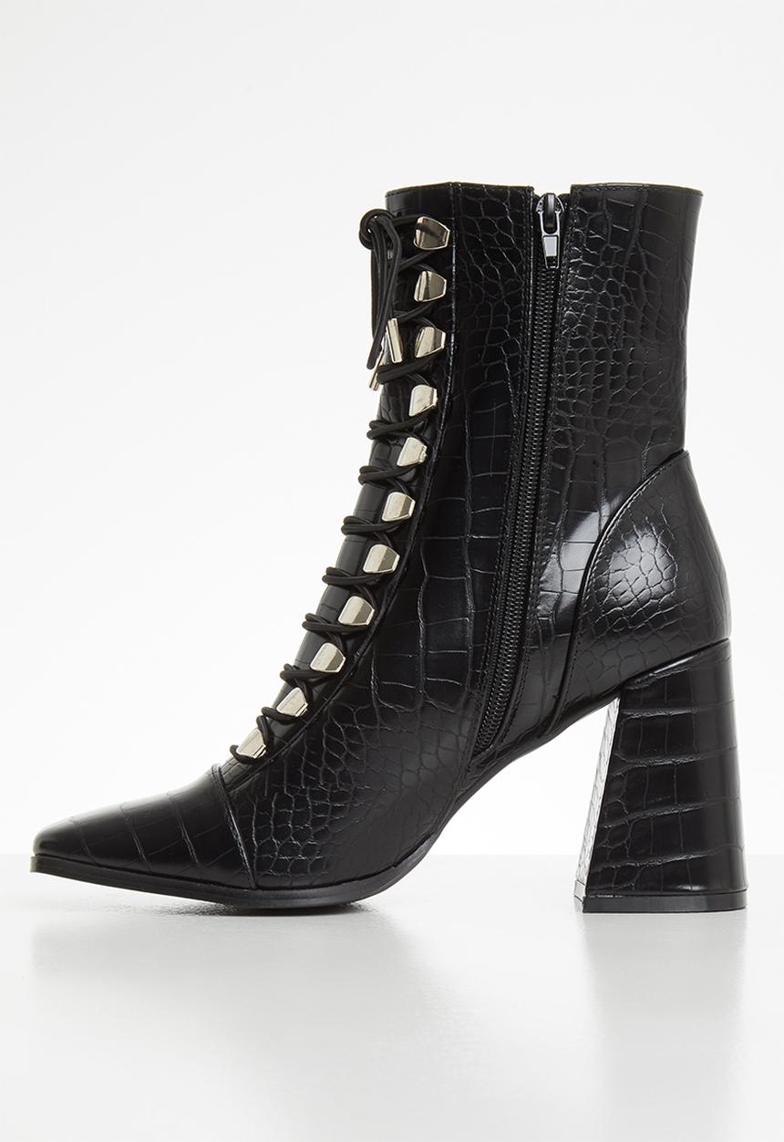 Z_Code_Z - Naara-1 lace up boot - black