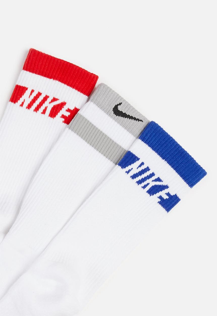 Nike - 3-pack Nike court multiplier cushioned - white