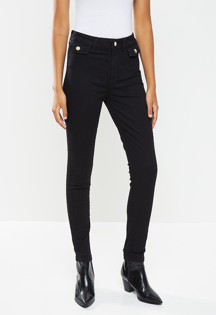 GUESS - 1981 skinny w/ flap pockets - black