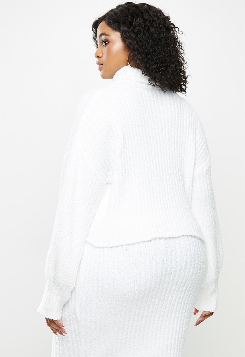 Missguided - Plus fluffy ribbed jumper co ord - white