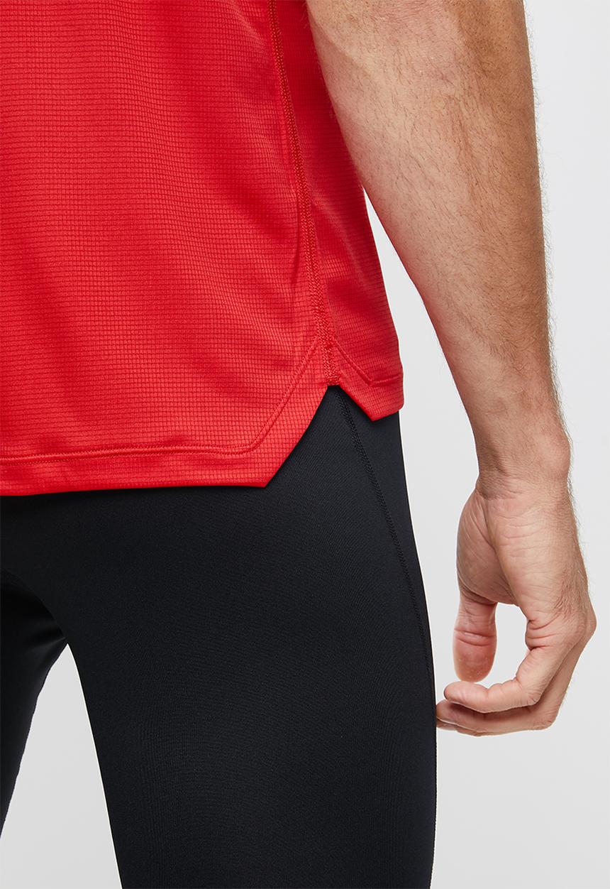 ASICS - Silver ss top - red