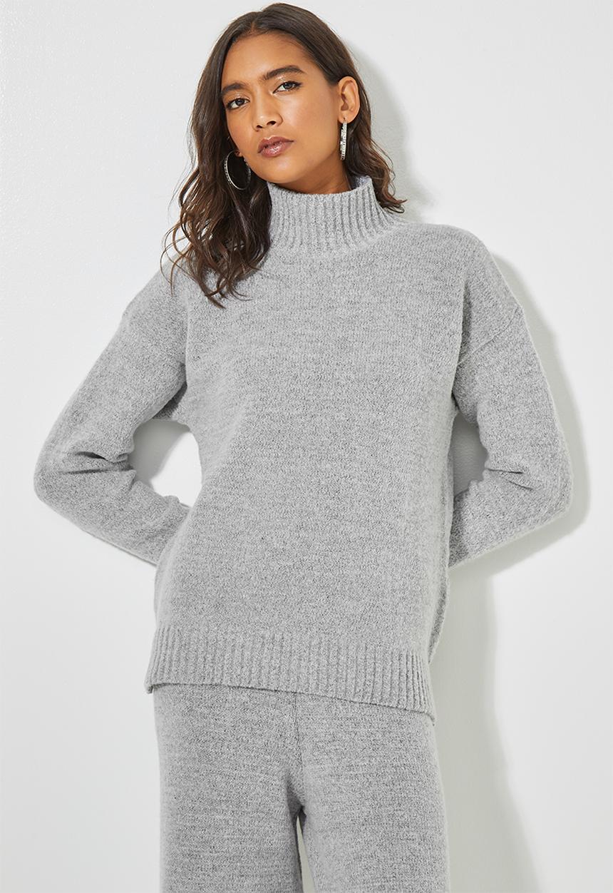 Superbalist - Soft touch funnel neck - grey 