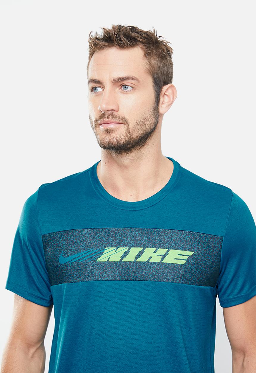 Nike - Nike dry superset energy tee - blue