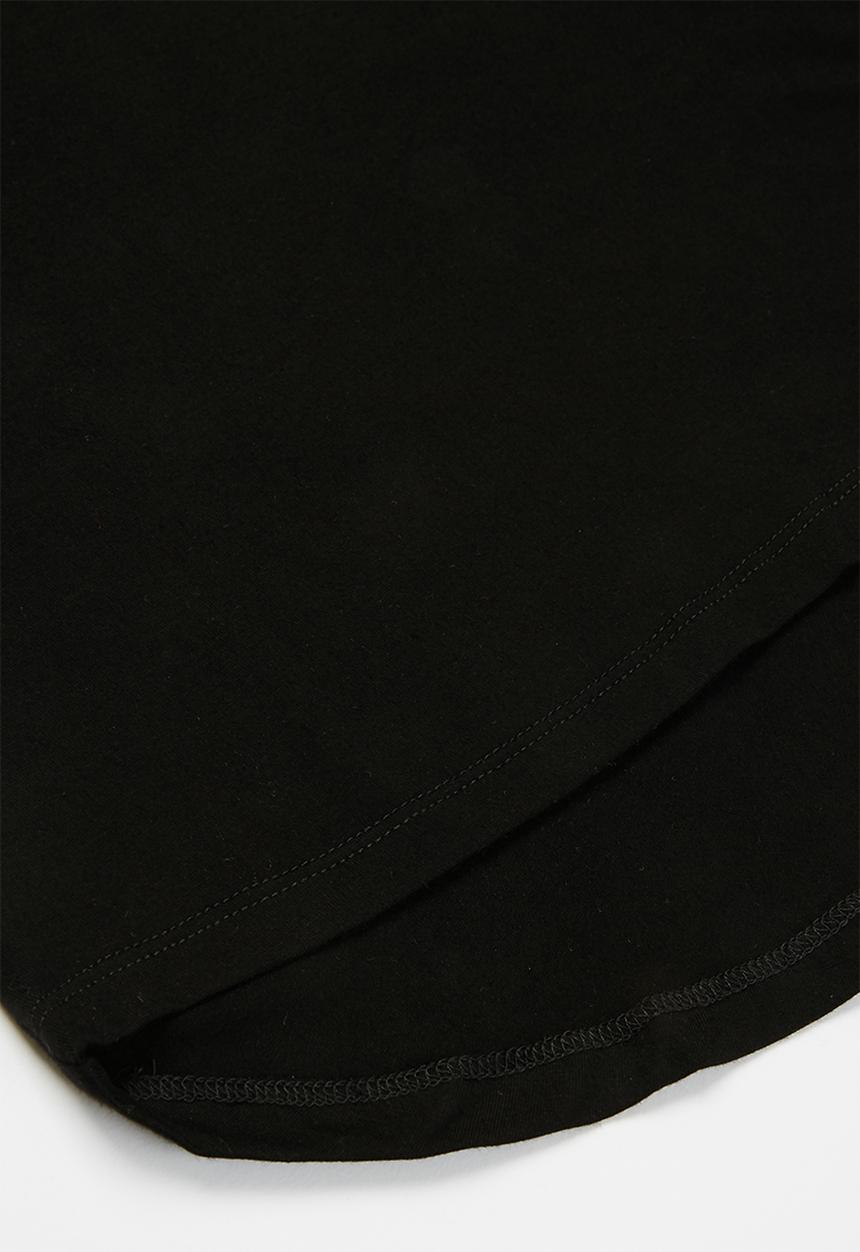 GUESS - Girls guess tee with pocket - black