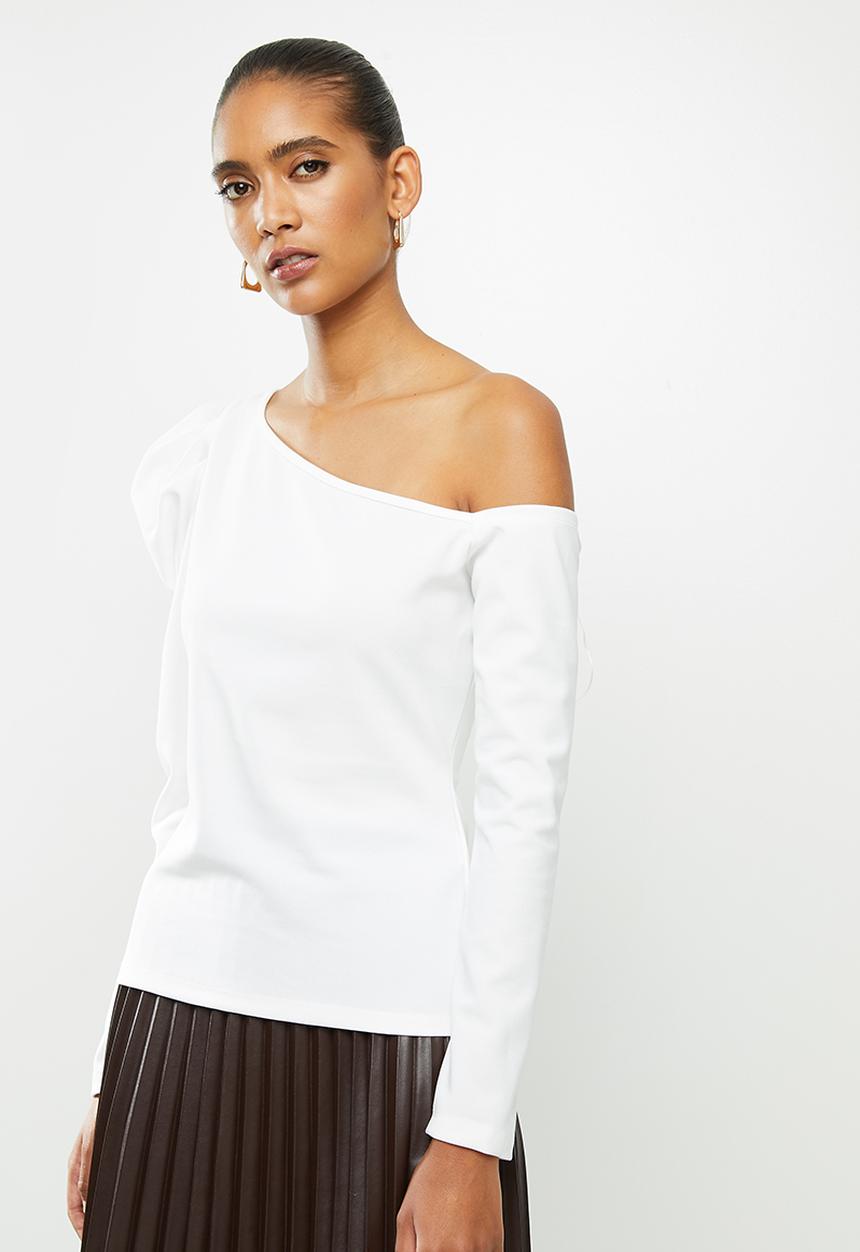 VELVET - Asymmetric carrot sleeve crepe knit top - white 