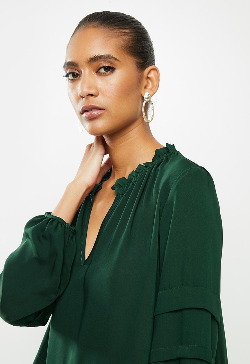 VELVET - Voluminous dropped waist mini dress with balloon sleeve - green 