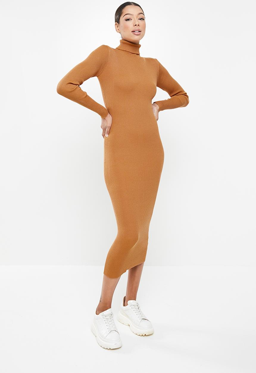 Missguided - Roll neck midaxi dress - tan