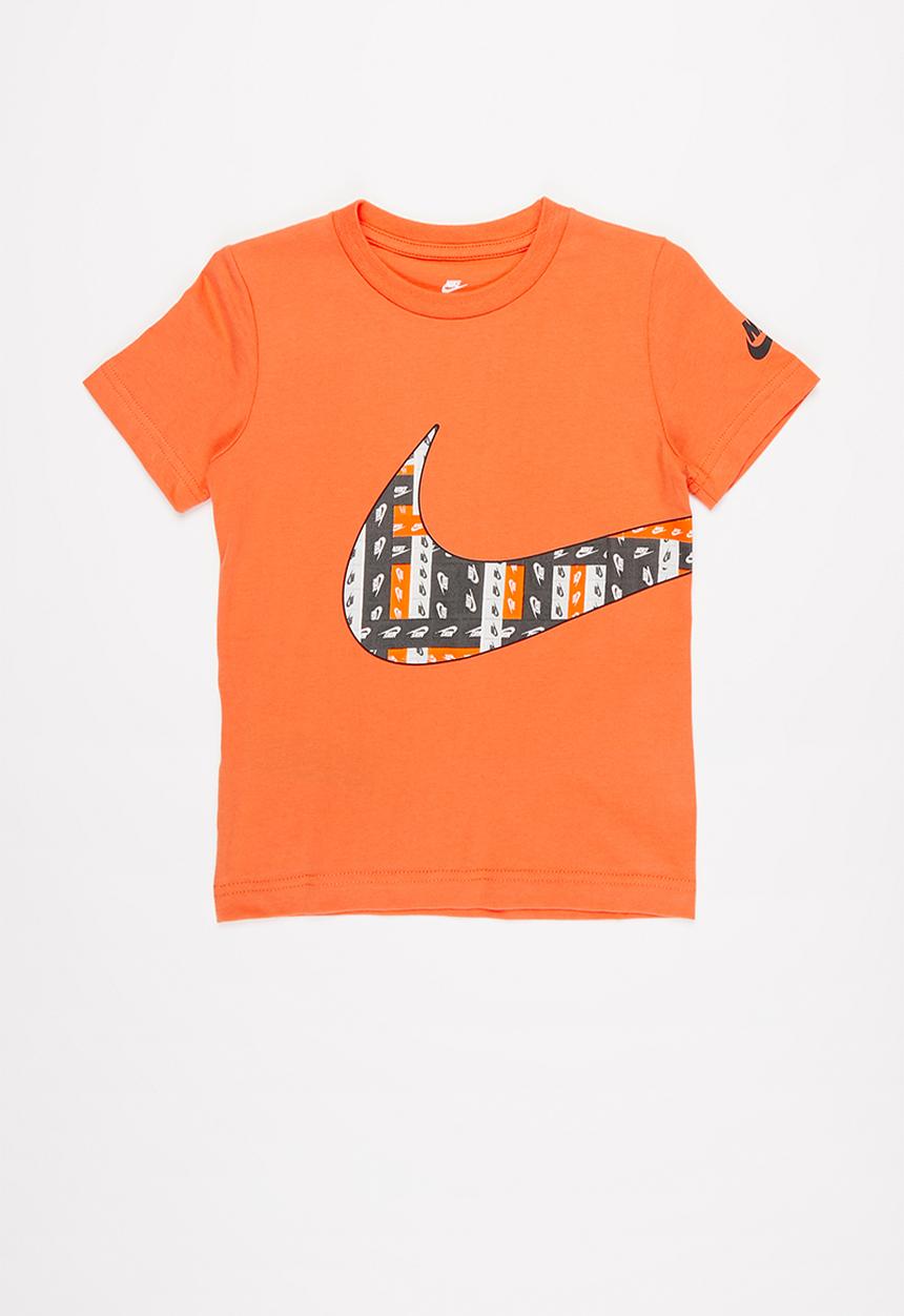 Nike - Lo-fi label wrap swoosh short sleeve tee - orange