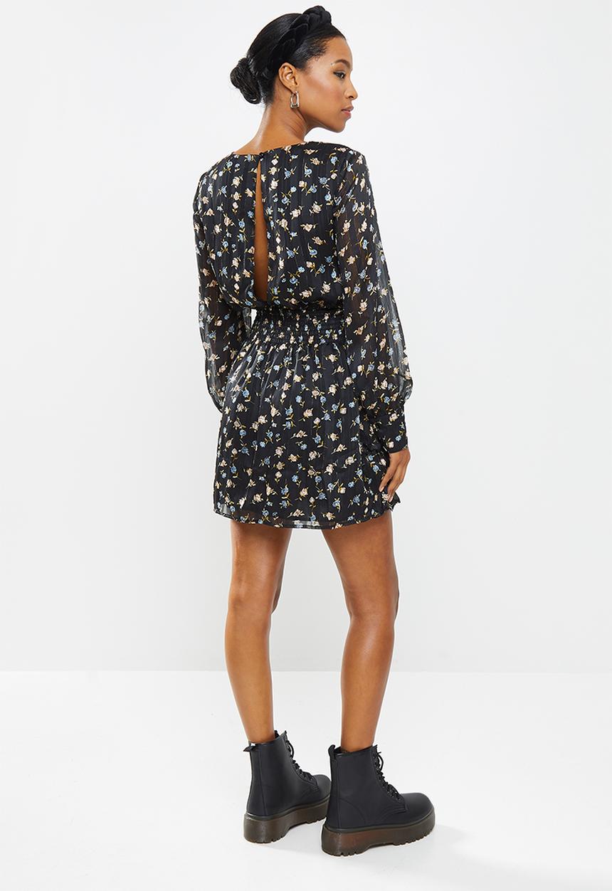 Missguided - Petite floral shirred waist mini dress - black