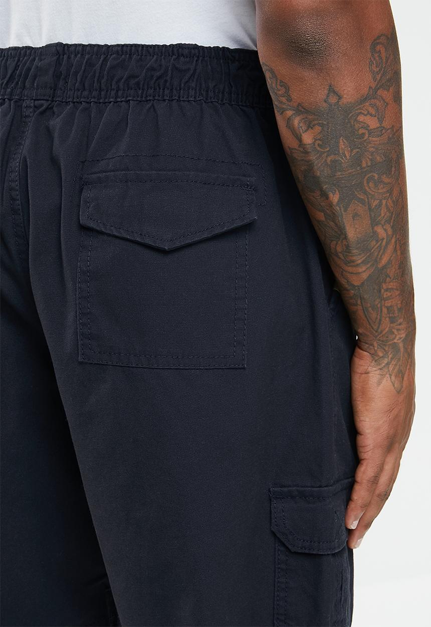 JEEP - Hardwearing elasticated shorts - navy