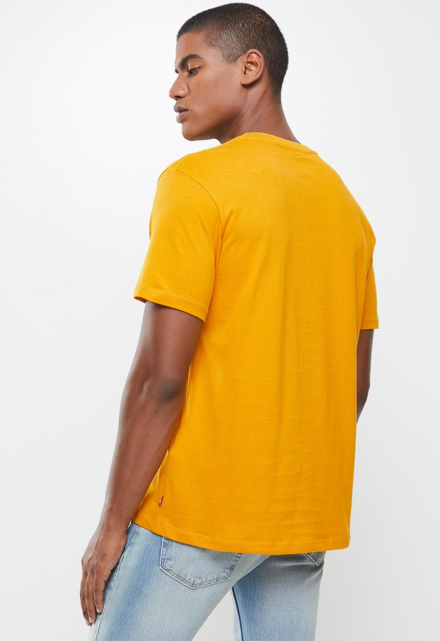Levi’s® - 2-horse graphic tee - yellow