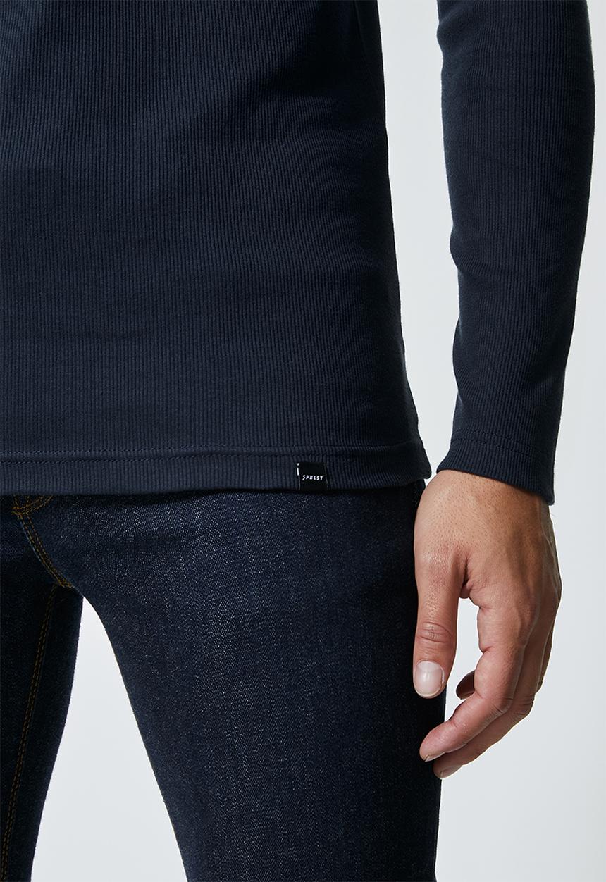 Superbalist - Sochi ribbed roll neck tee - navy