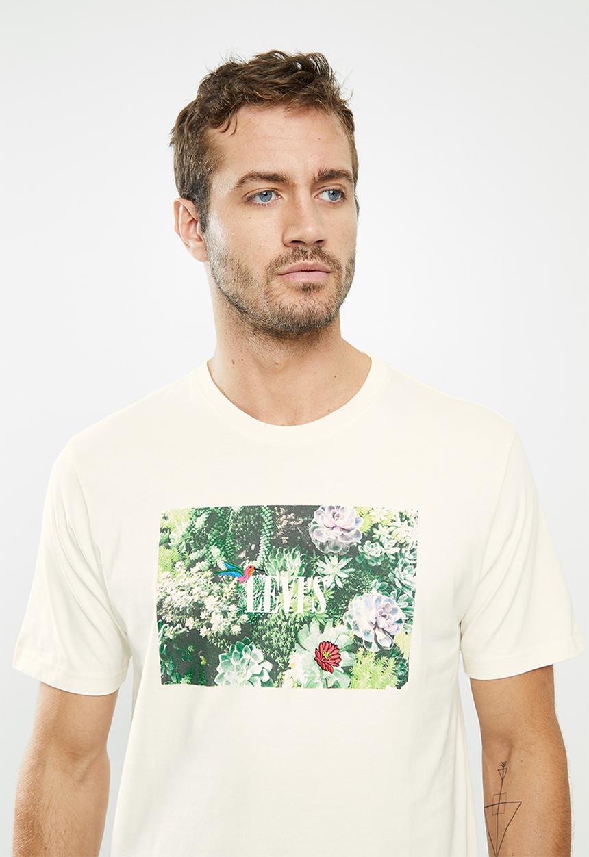 Levi’s® - Short sleeve relaxed fit tee - cream