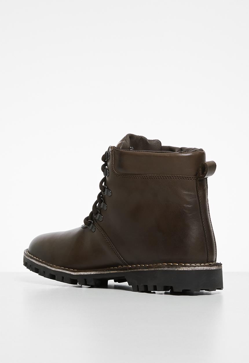 Superbalist - Marvin leather lace-up boot - brown