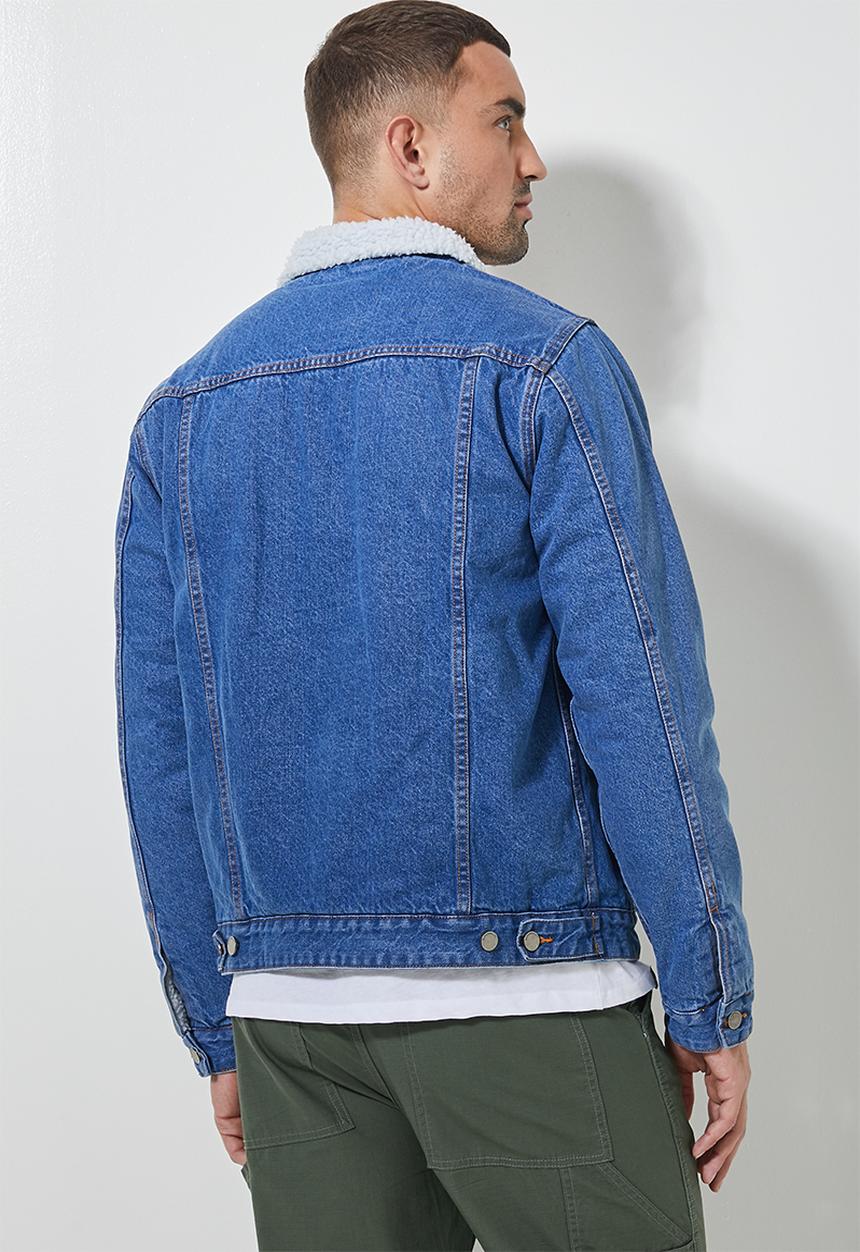 Superbalist - San Fran sherpa lined denim trucker jacket - mid wash blue