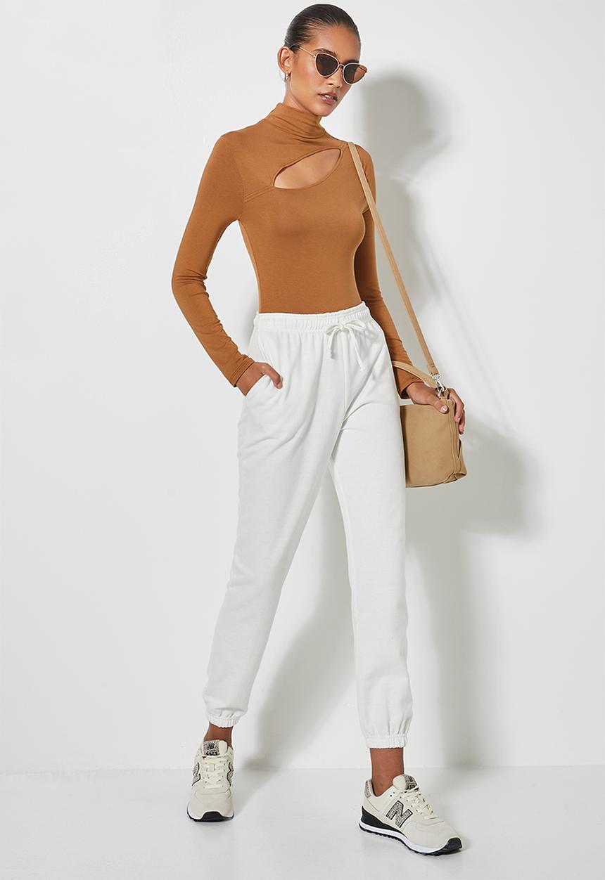 Superbalist - Cutout detail funnel neck bodysuit - tobacco
