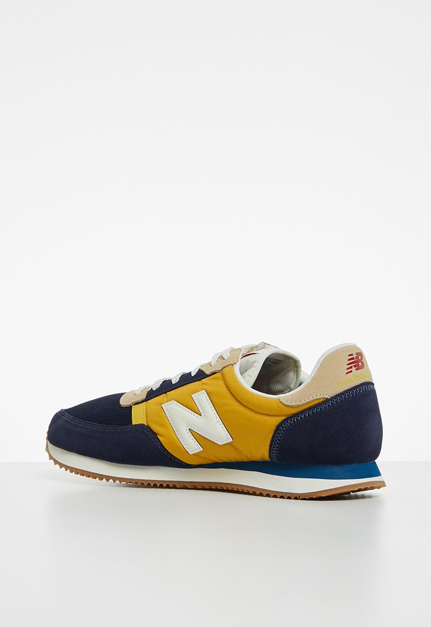 New Balance  - 720 - team red 
