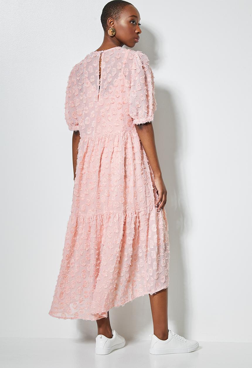 Superbalist - Textured tiered midi dress - pink