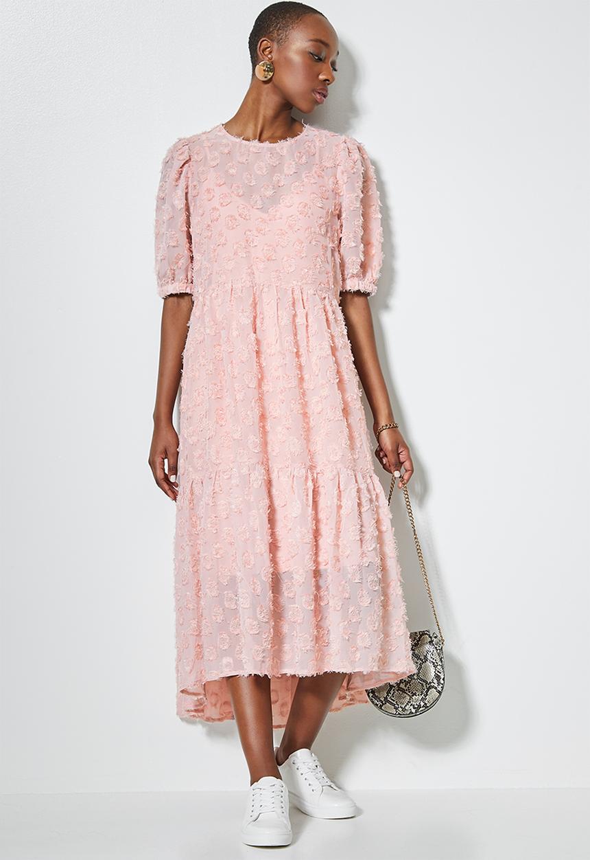 Superbalist - Textured tiered midi dress - pink