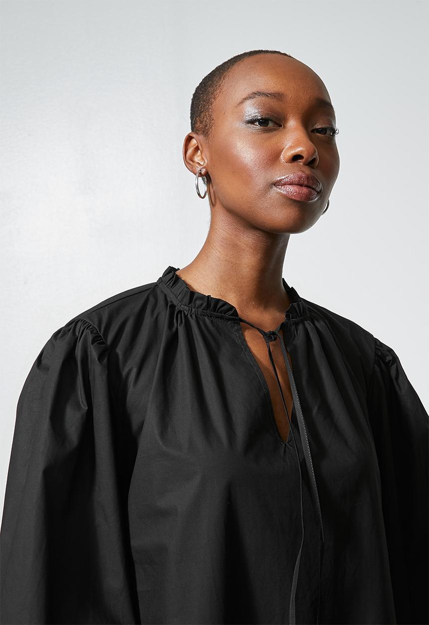 Superbalist - Formal tiered dress with pie crust neckline - black