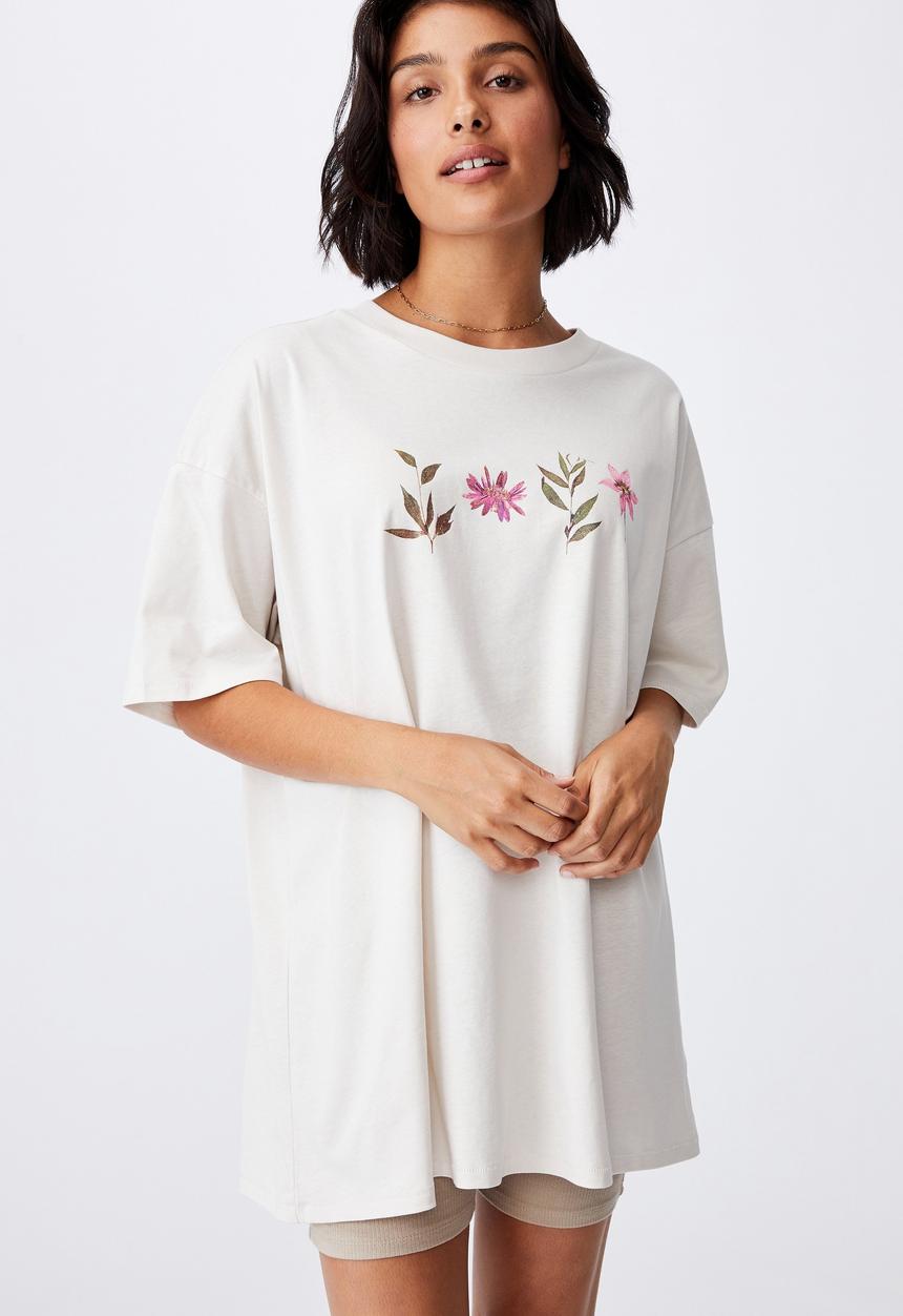 Cotton On - Oversized graphic T-shirt dress - leaves and flowers /white sand