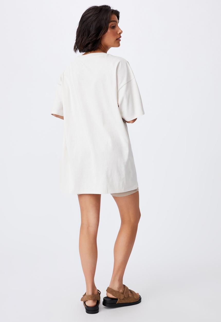 Cotton On - Oversized graphic T-shirt dress - leaves and flowers /white sand