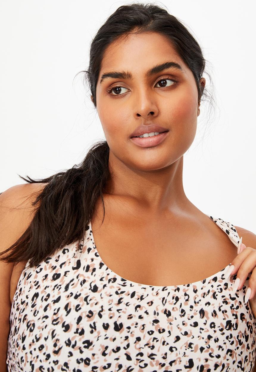 Cotton On - Curve strappy sports crop - blooming leopard