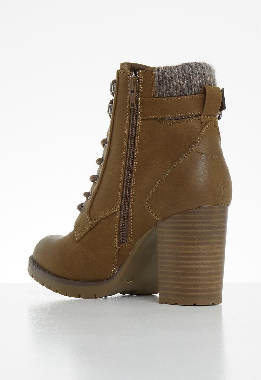 Miss Black - Delta ankle boot - tan