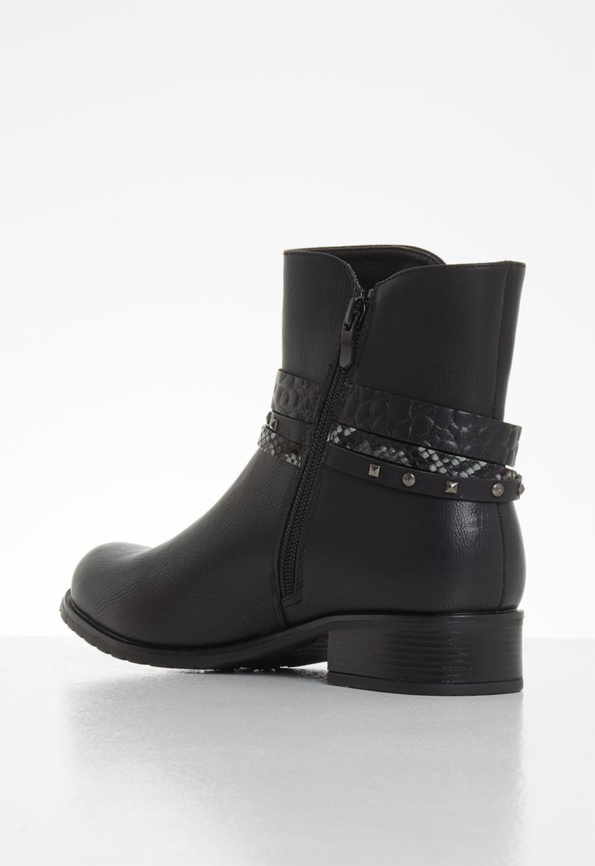 Plum - Romy ankle boot - black