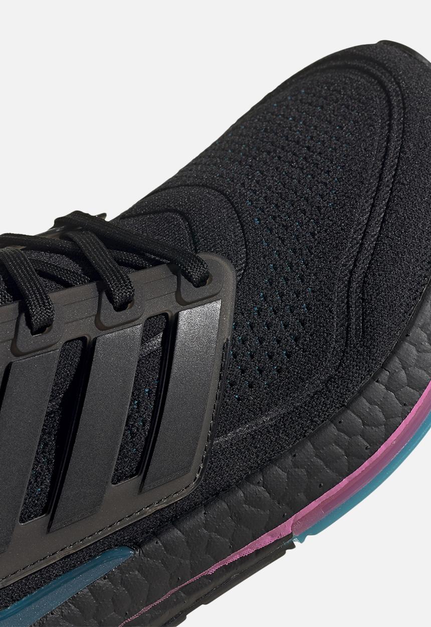 adidas Performance - Ultraboost 21 - core black/carbon/active teal