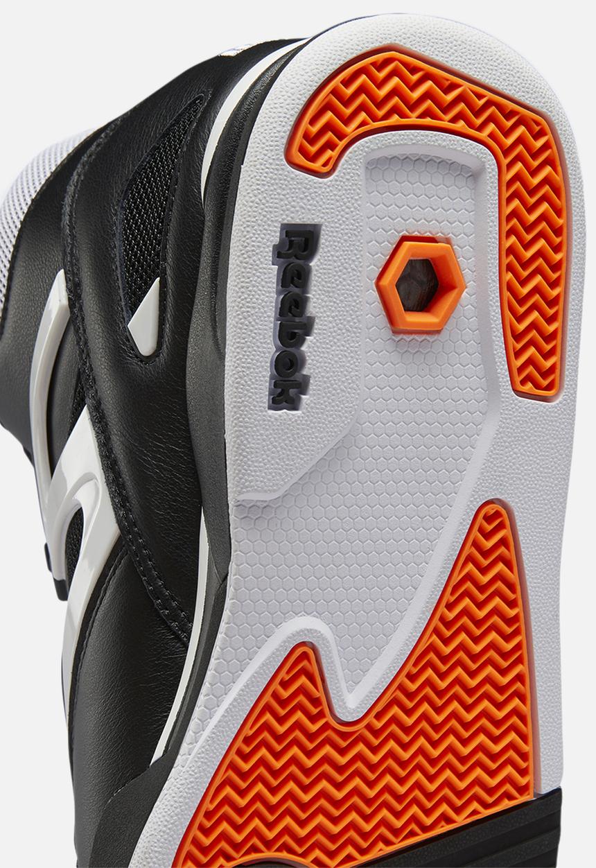 Reebok - Pump omni zone ii - ftwr white/black/orange flare
