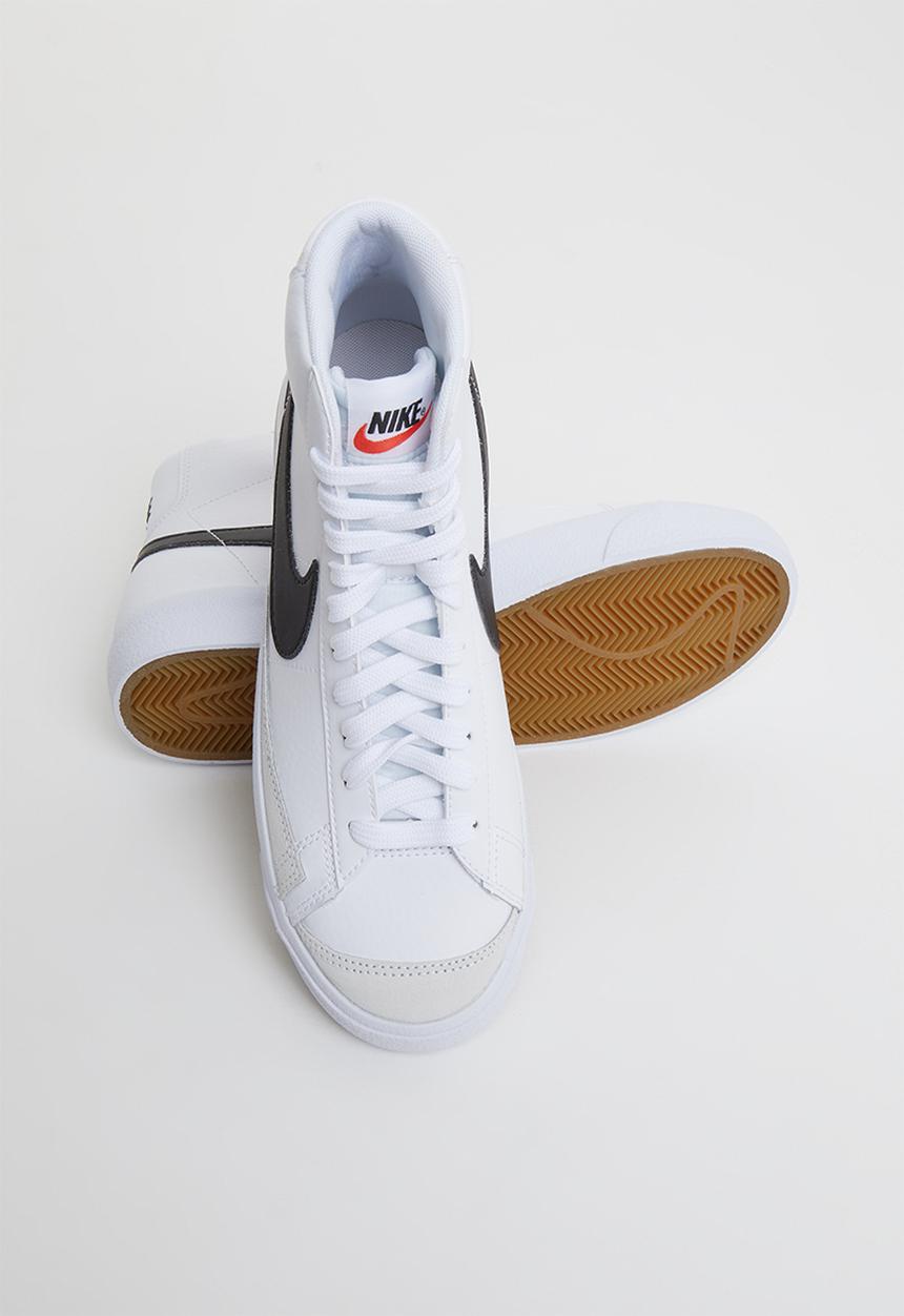 Nike - Nike blazer mid '77 - white