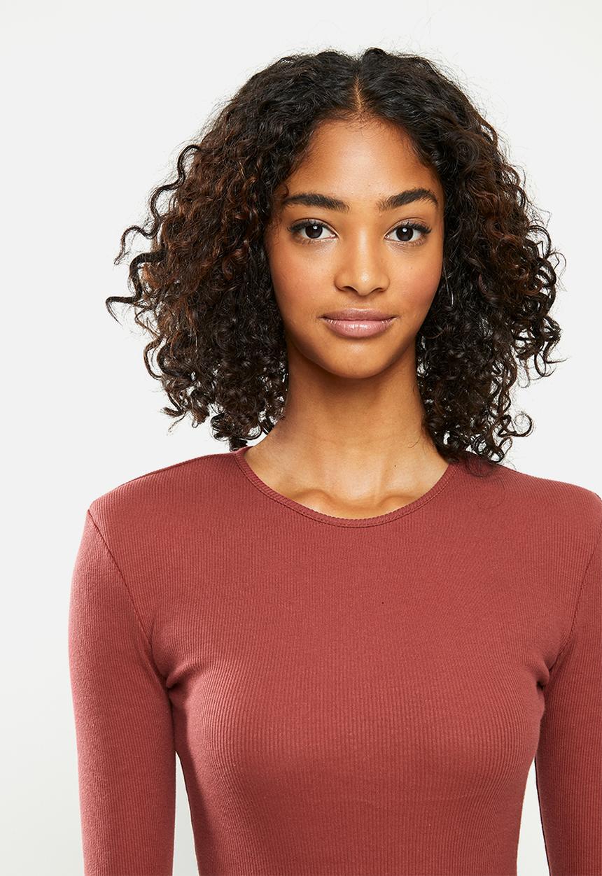 Blake - Bodycon mini dress with shoulder pads - brick