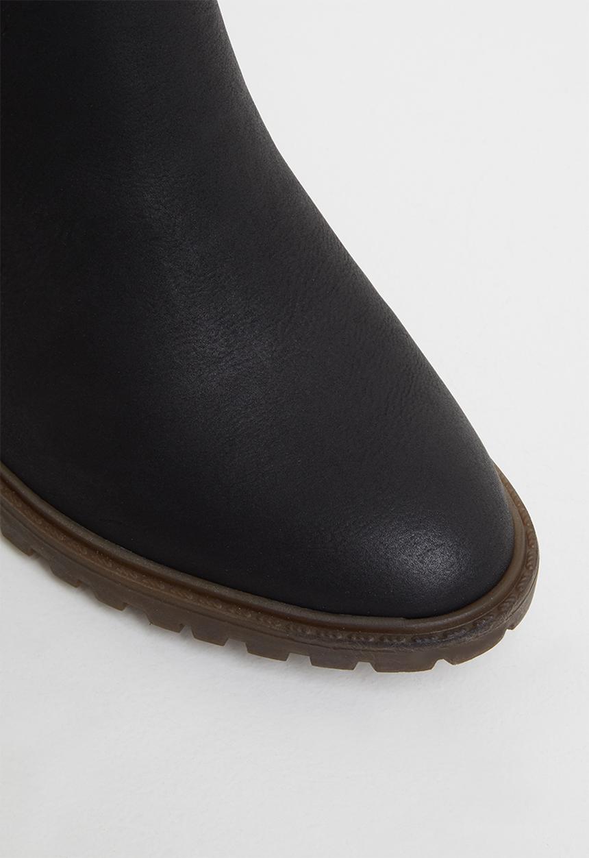 Miss Black - Omega ankle boot - black